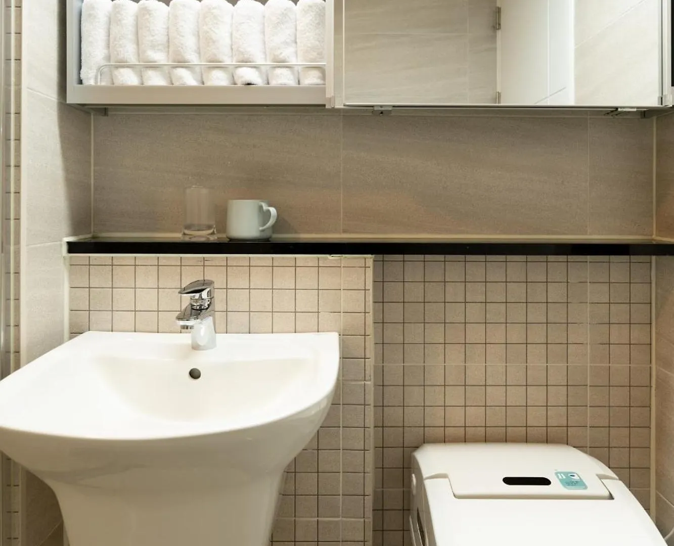 New Apt 34Py 3Min To Haeundae Beach Lg Stanbyme & Styler Netflix & Sky Capsule Busan
