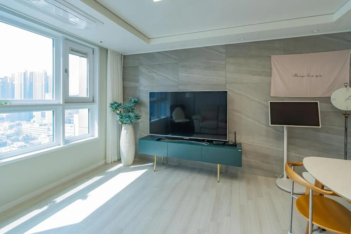 New Apt 34Py 3Min To Haeundae Beach Lg Stanbyme & Styler Netflix & Sky Capsule Busan 0*,  South Korea